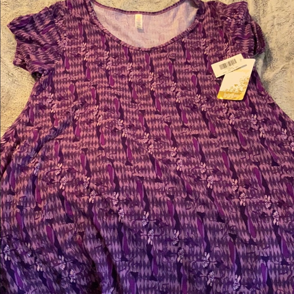 Lularoe perfect tee size M